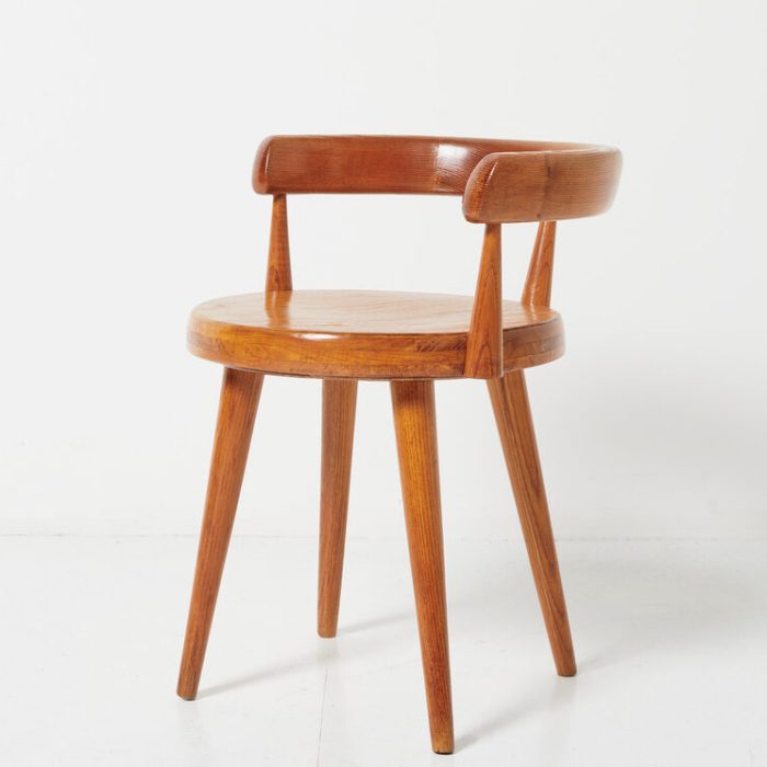 fauteuil tournant Charlotte Perriand